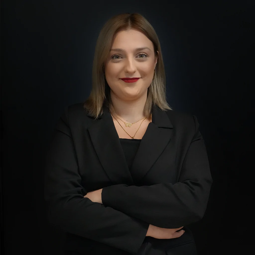 Hakkımızda 18 TUĞÇE GÜRSEL